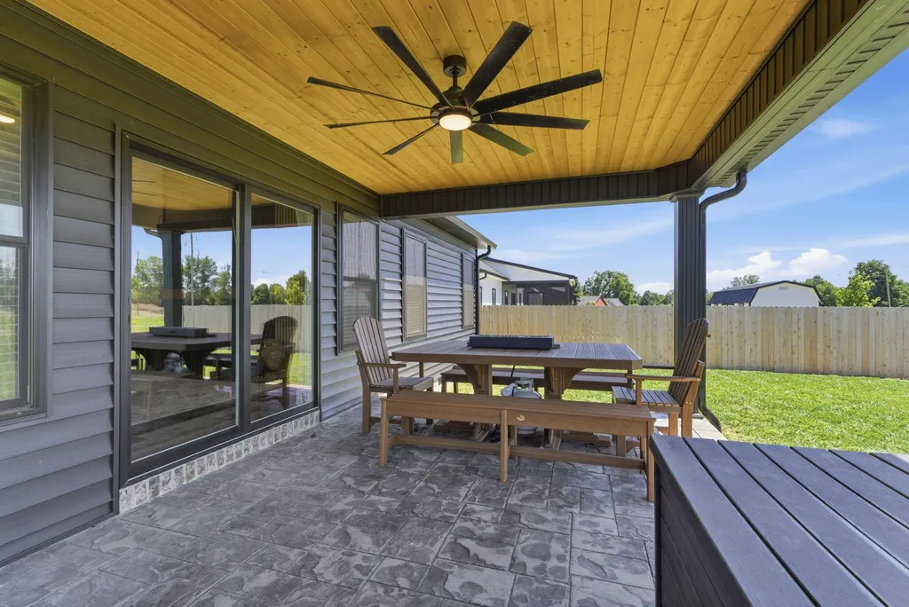 155 Willis Drive Danville KY 40422