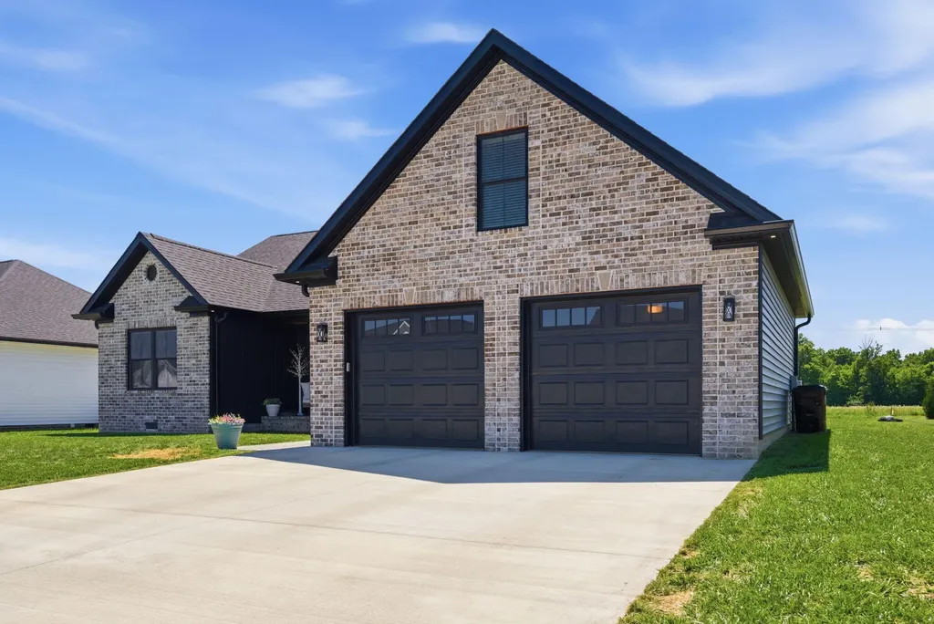155 Willis Drive Danville KY 40422