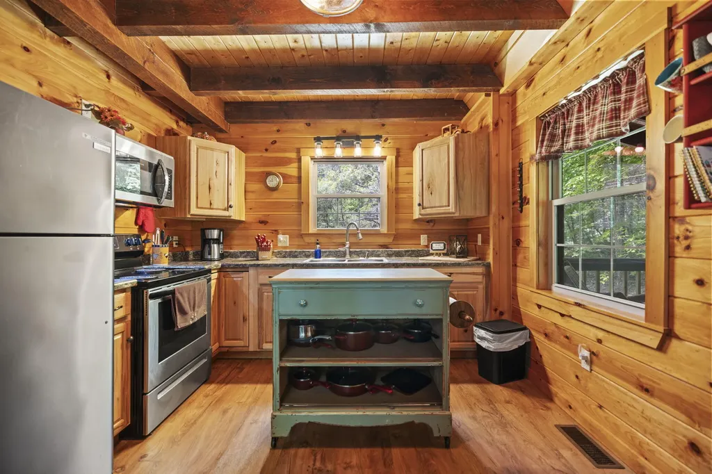611 Paradise Drive Rogers KY 41365