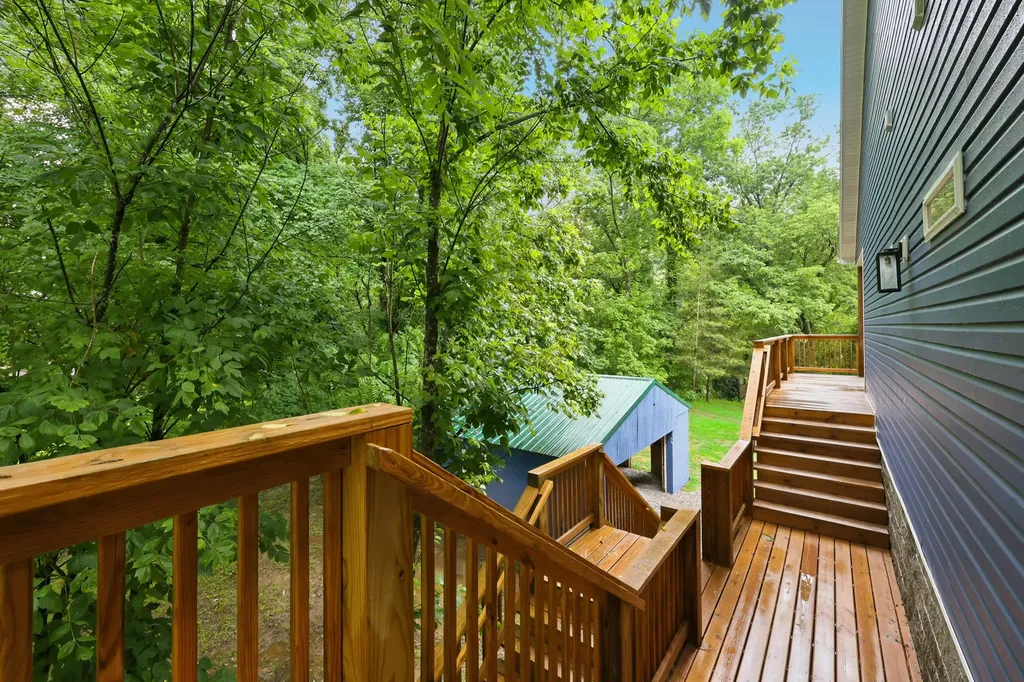 1380 Shore Acres Road Frankfort KY 40601