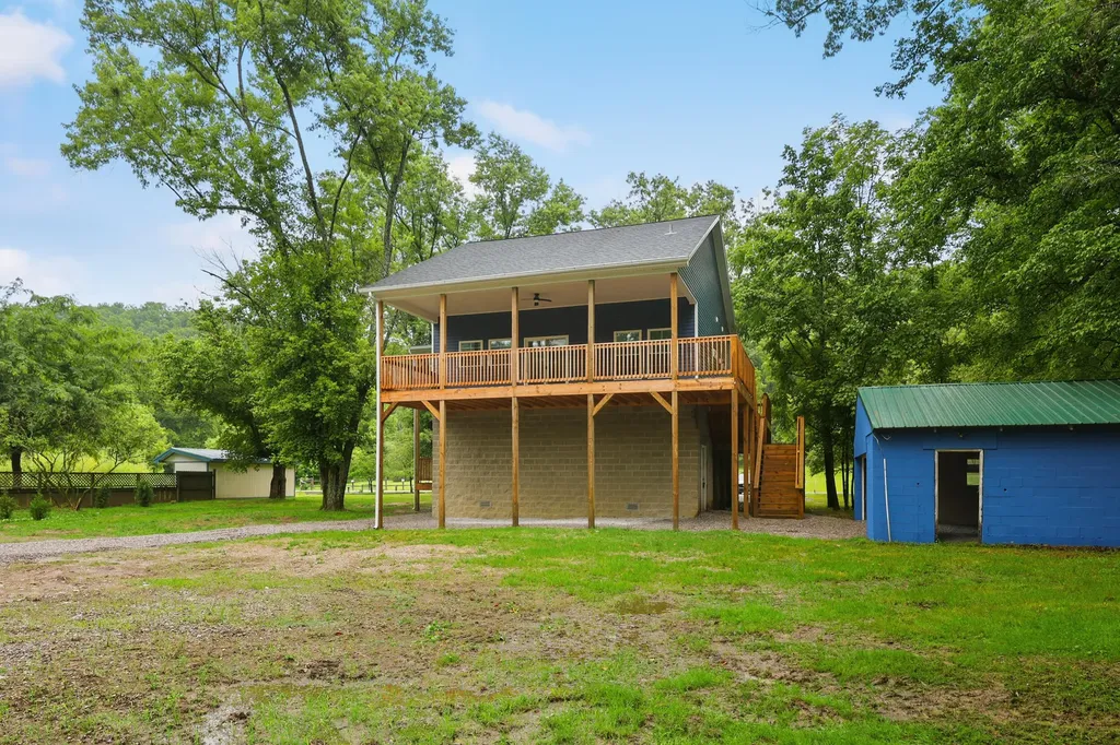 1380 Shore Acres Road Frankfort KY 40601