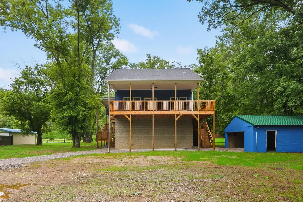 1380 Shore Acres Road Frankfort KY 40601