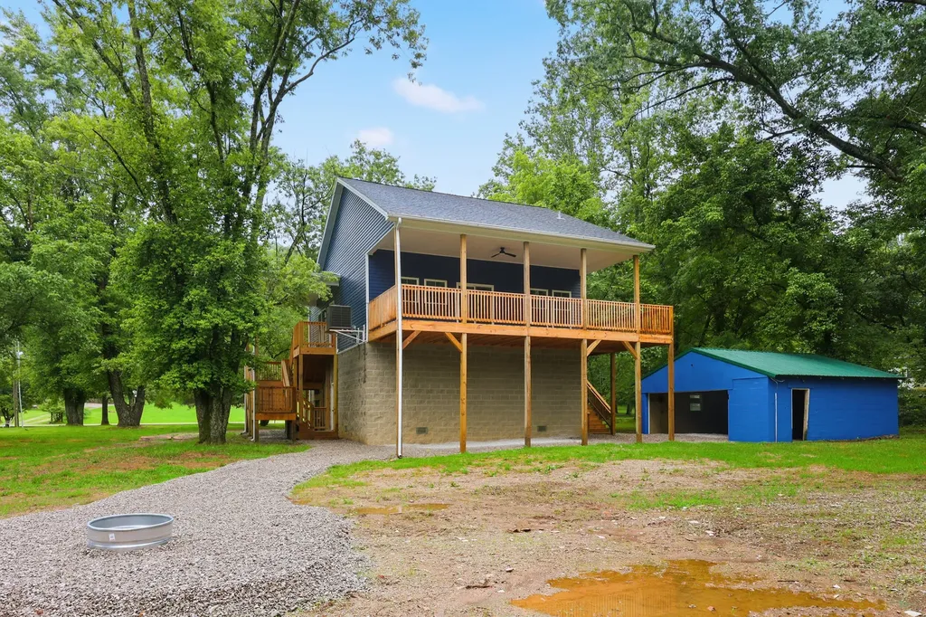 1380 Shore Acres Road Frankfort KY 40601