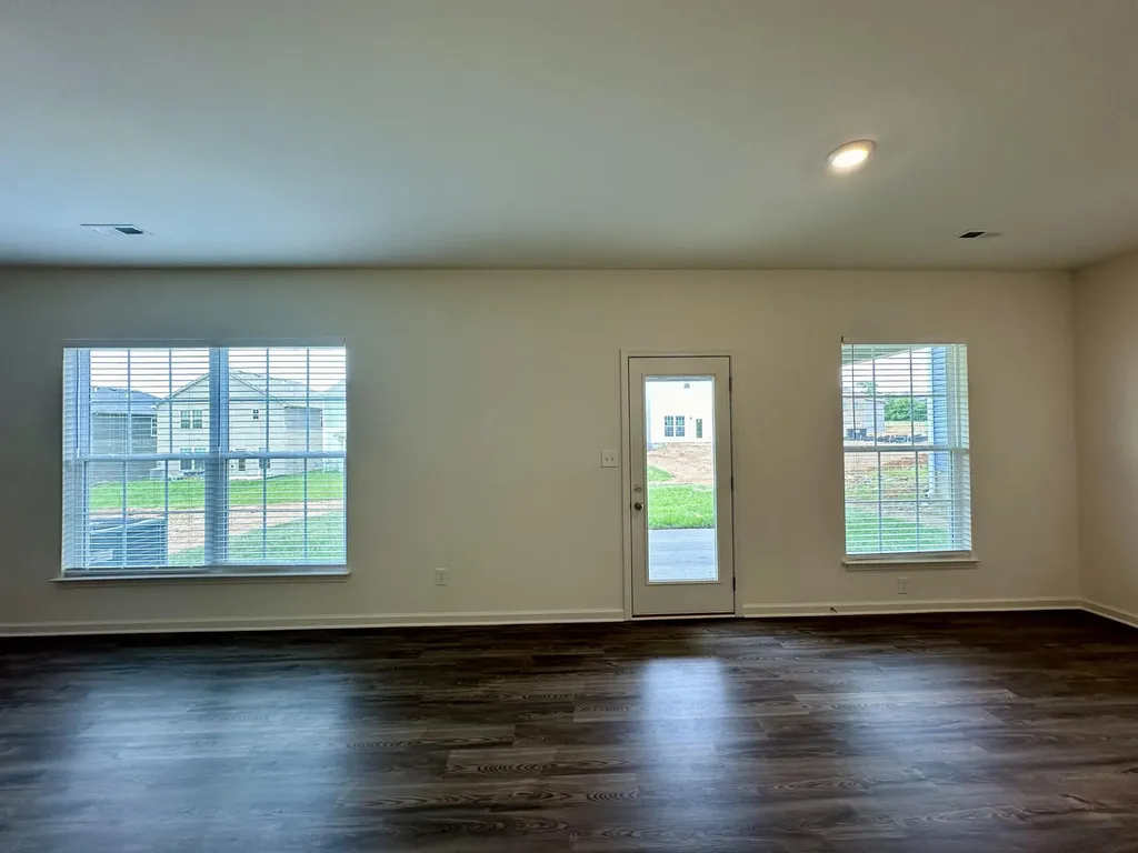 2380 Geranium Lane Lexington KY 40511