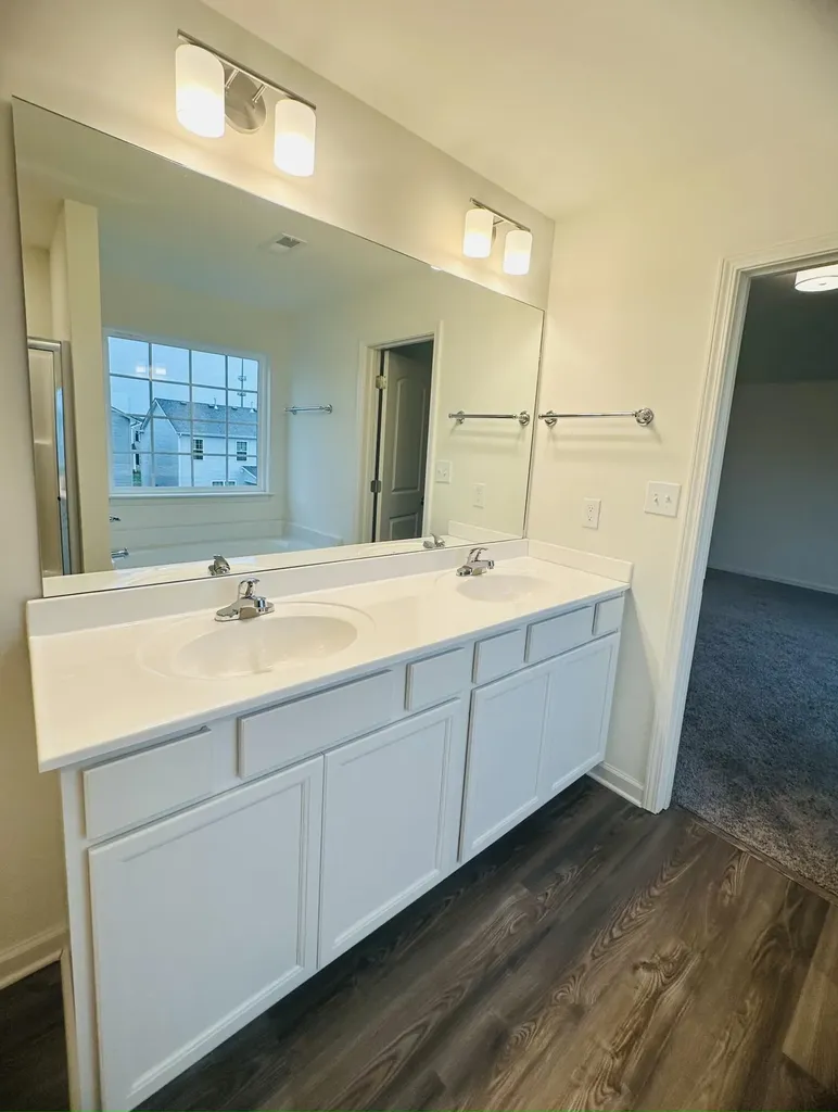 2380 Geranium Lane Lexington KY 40511