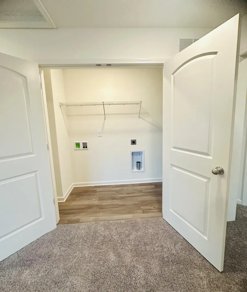 2380 Geranium Lane Lexington KY 40511
