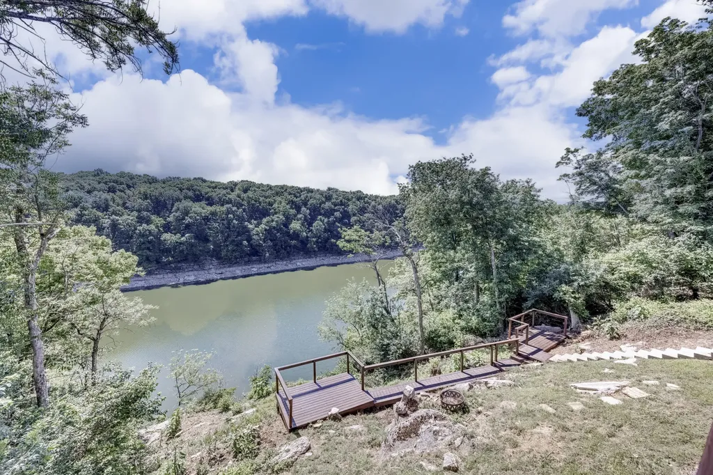 3075 Waterworks Road Danville KY 40422