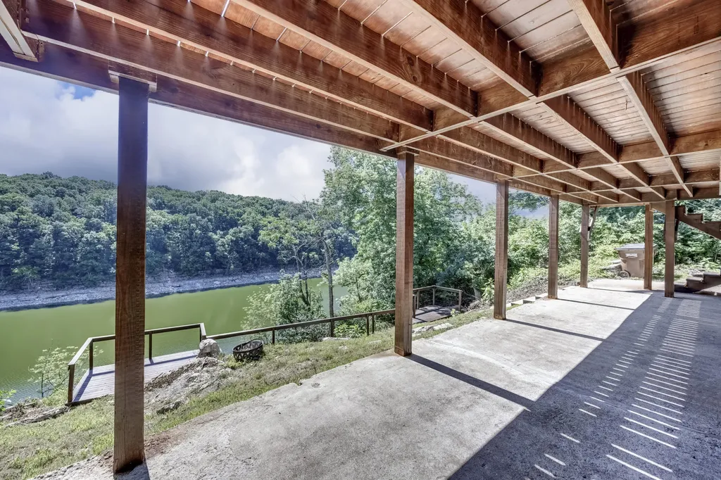 3075 Waterworks Road Danville KY 40422