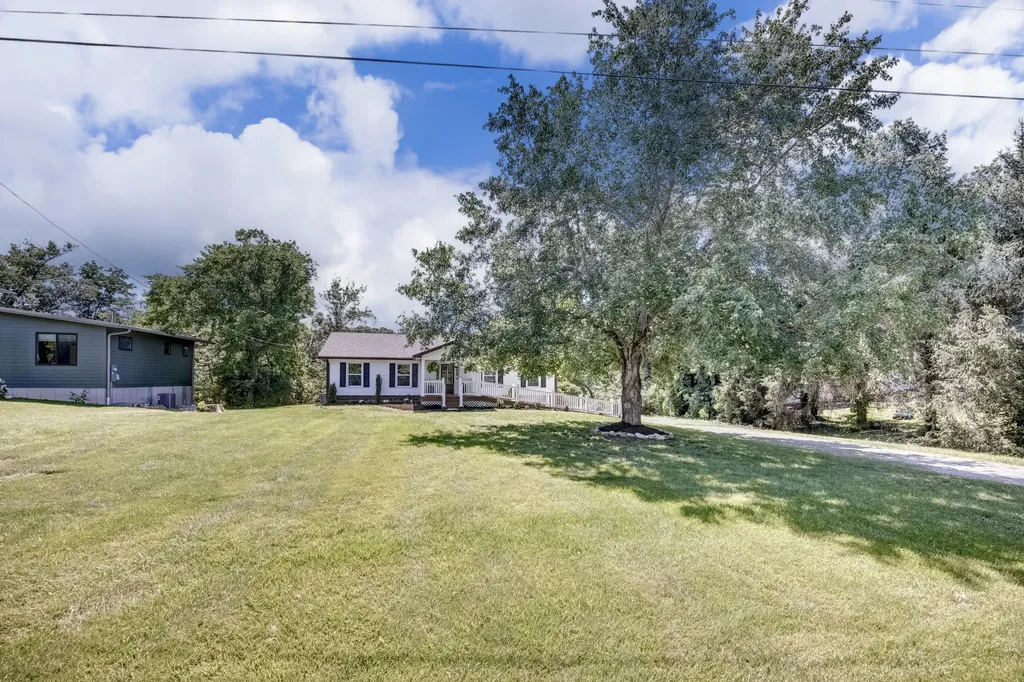 3075 Waterworks Road Danville KY 40422