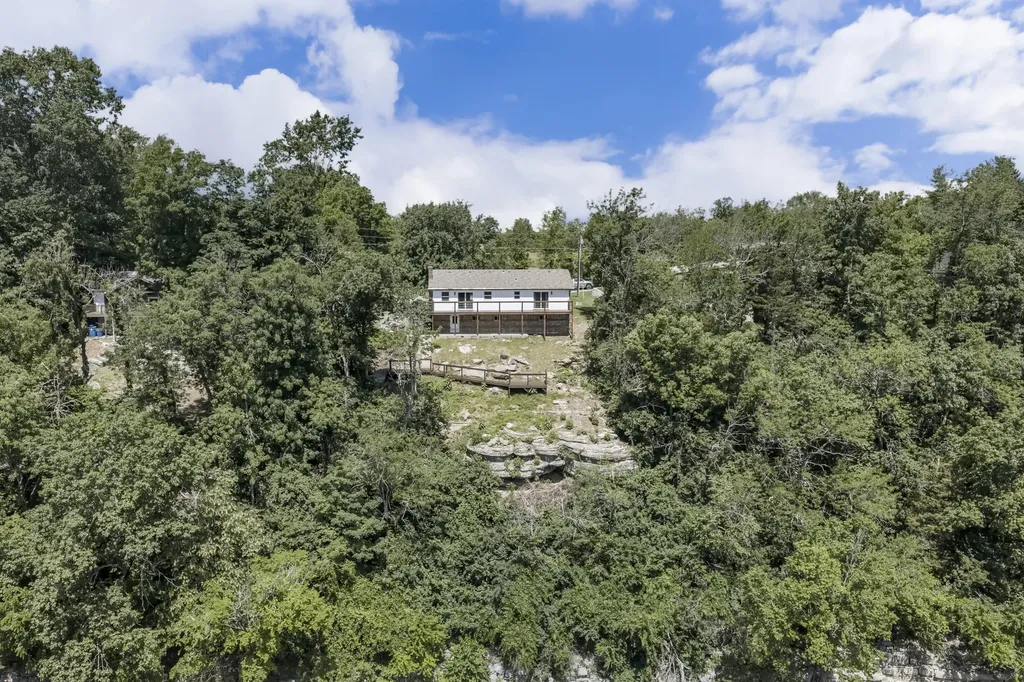 3075 Waterworks Road Danville KY 40422