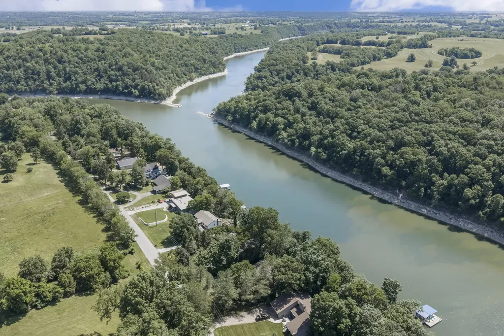 3075 Waterworks Road Danville KY 40422