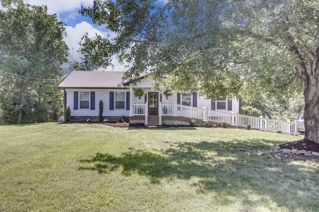 3075 Waterworks Road Danville KY 40422