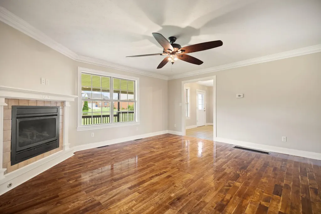 810 Pau Ferro Court Berea KY 40403