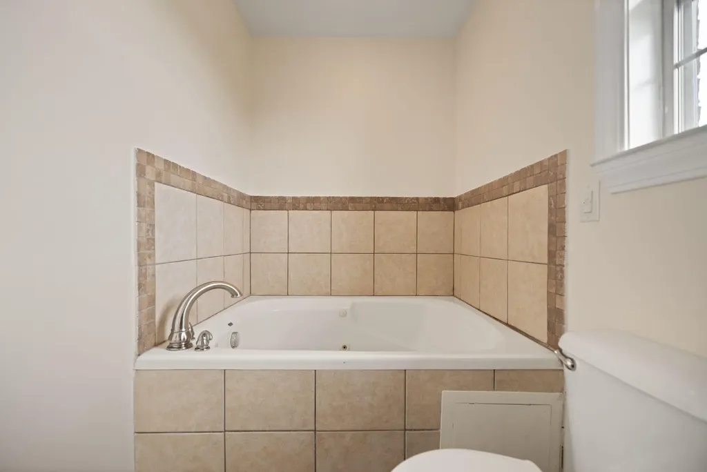 810 Pau Ferro Court Berea KY 40403