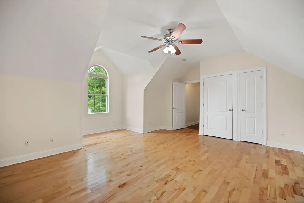 810 Pau Ferro Court Berea KY 40403