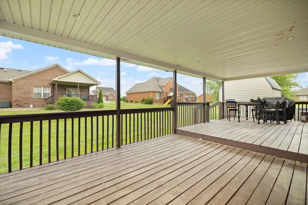 810 Pau Ferro Court Berea KY 40403