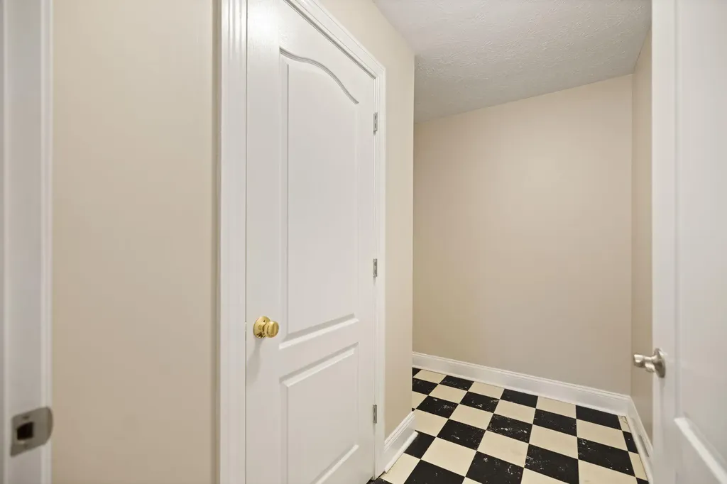 810 Pau Ferro Court Berea KY 40403