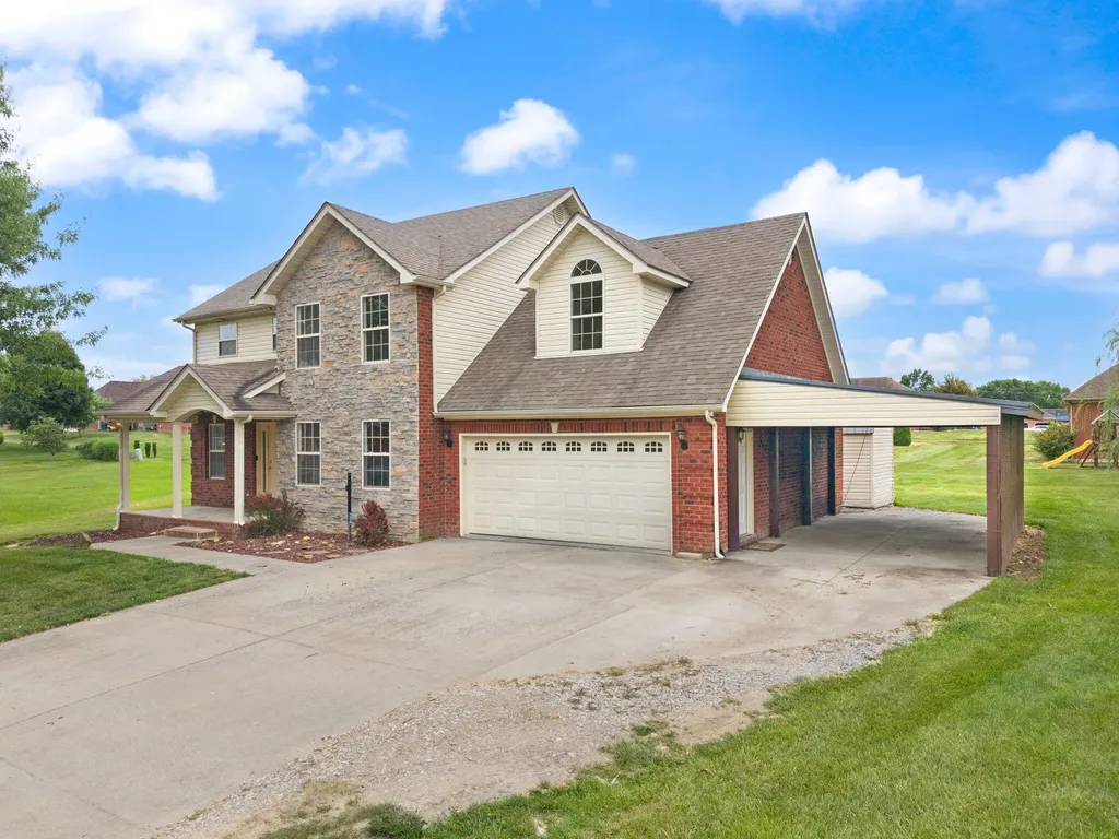 810 Pau Ferro Court Berea KY 40403