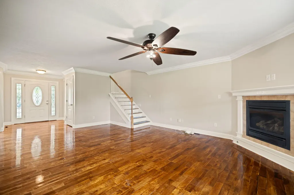 810 Pau Ferro Court Berea KY 40403