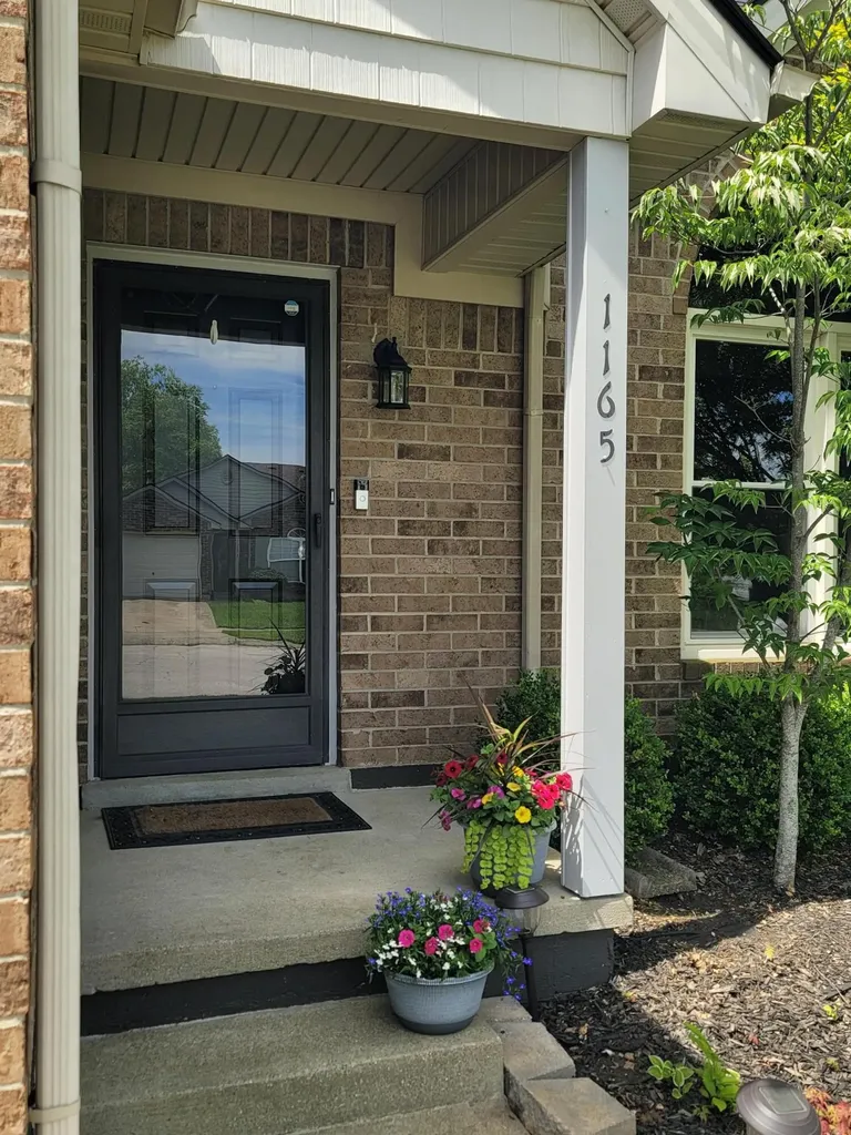 1165 Red Stone Drive Lexington KY 40509