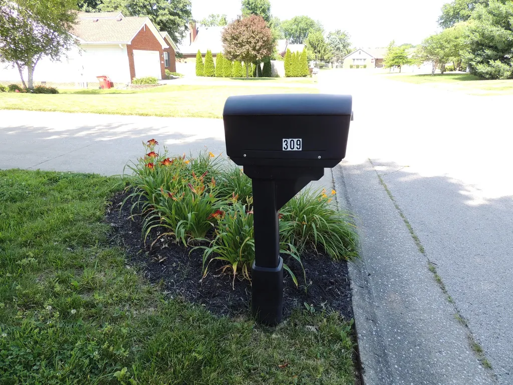 309 Morehead Drive Frankfort KY 40601