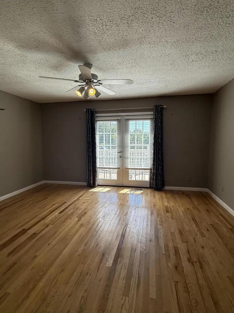 262 Mt. Pleasant Road Louisa KY 41230
