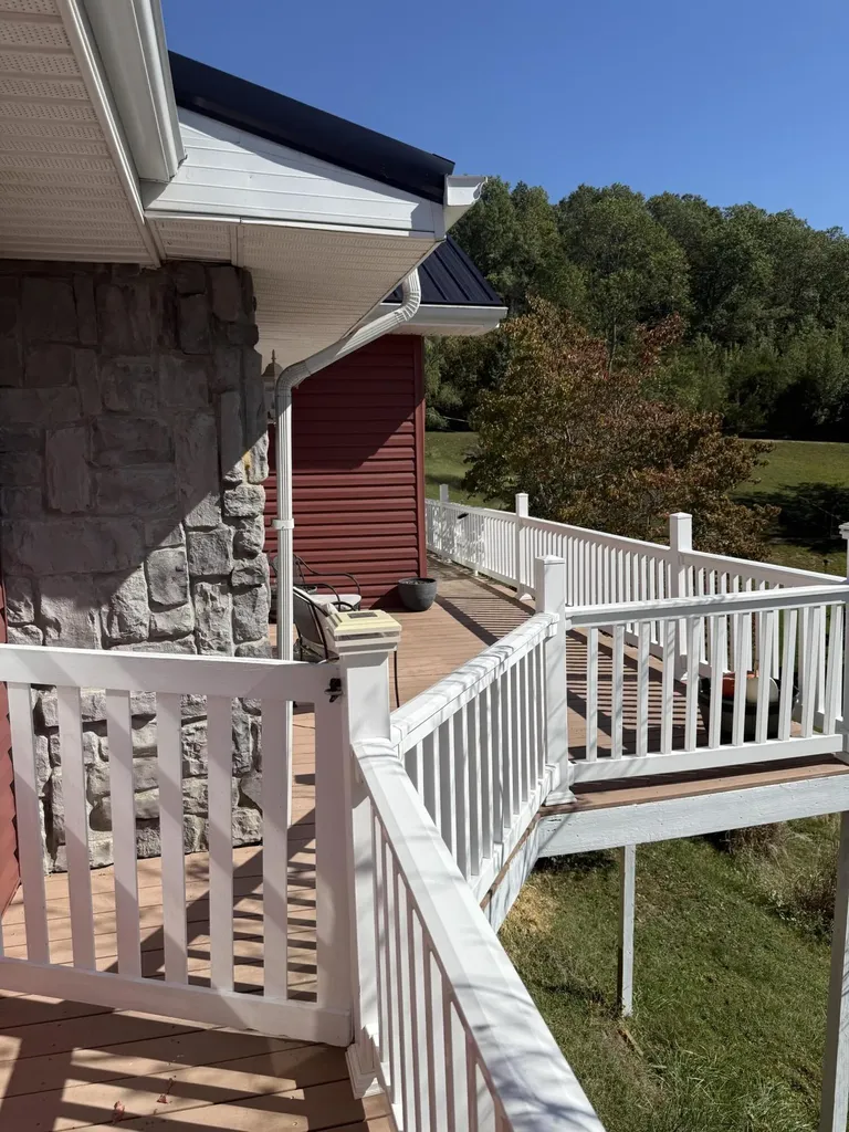 262 Mt. Pleasant Road Louisa KY 41230