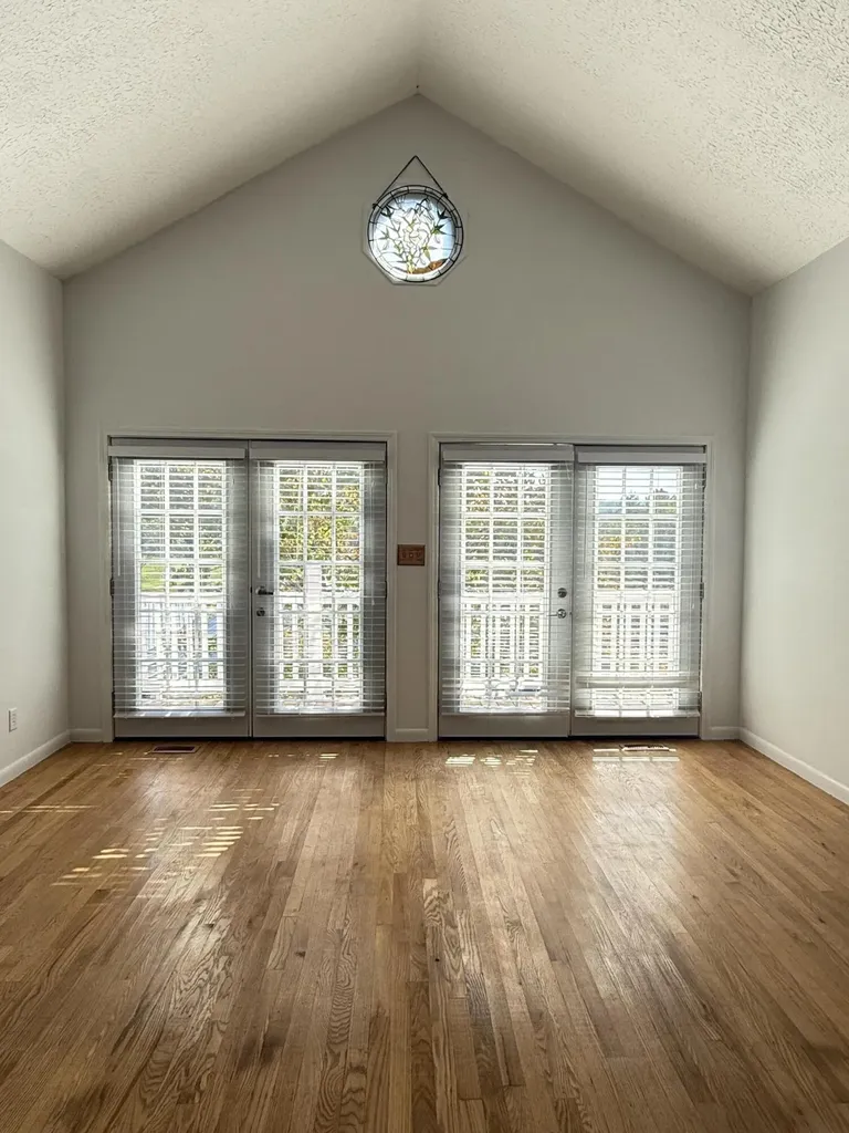 262 Mt. Pleasant Road Louisa KY 41230