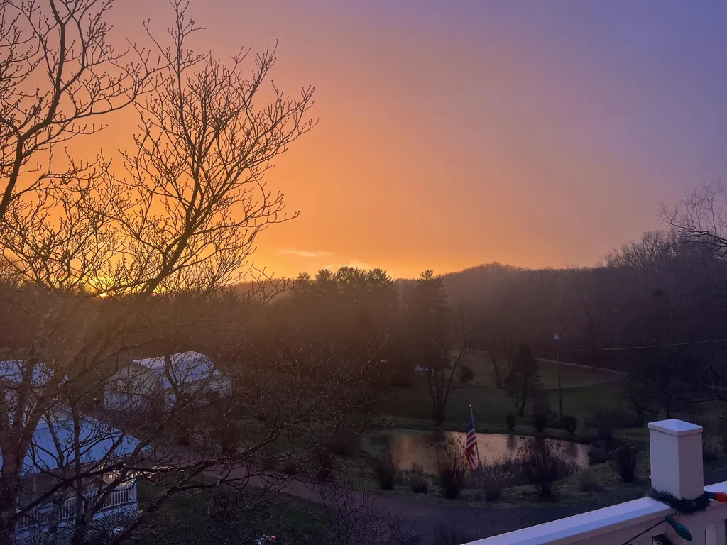262 Mt. Pleasant Road Louisa KY 41230