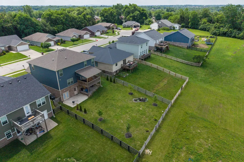 957 Auckland Avenue Richmond KY 40475