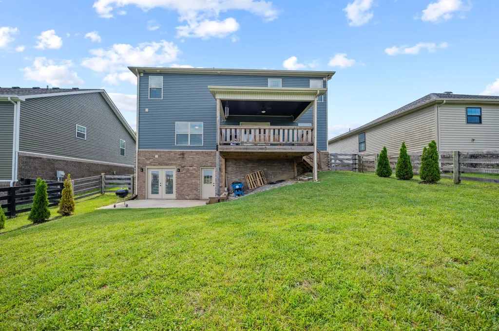 957 Auckland Avenue Richmond KY 40475