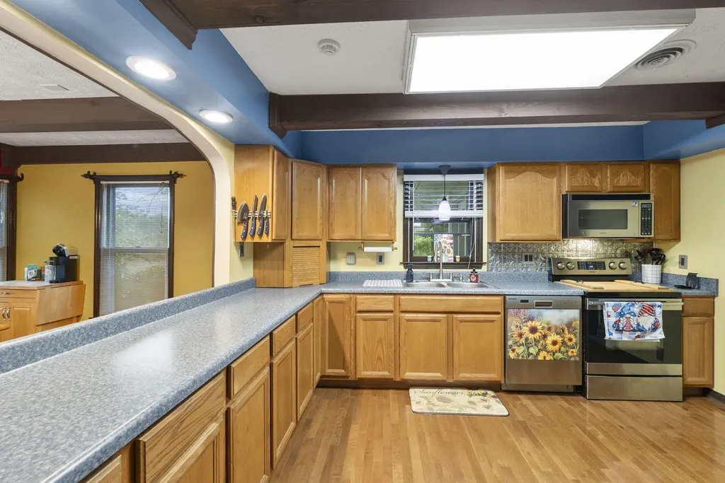 708 Bryants Camp Road Lancaster KY 40444