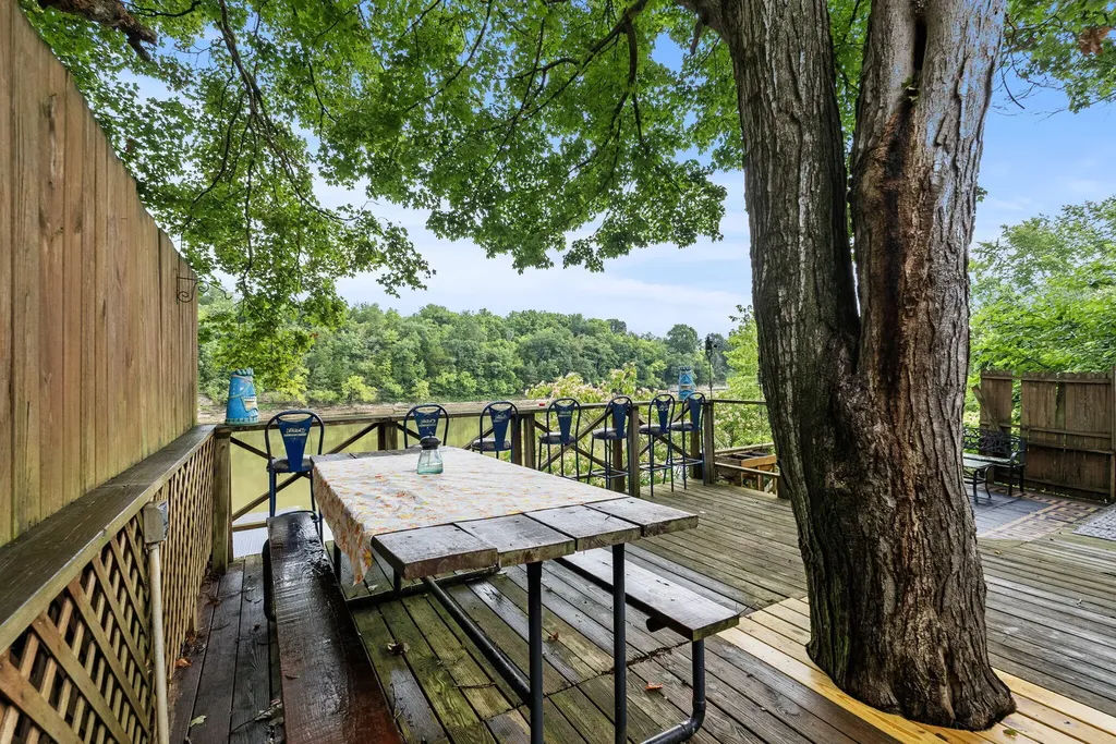 708 Bryants Camp Road Lancaster KY 40444