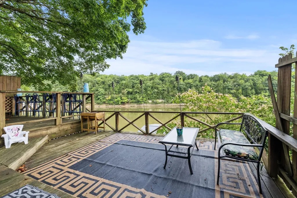 708 Bryants Camp Road Lancaster KY 40444