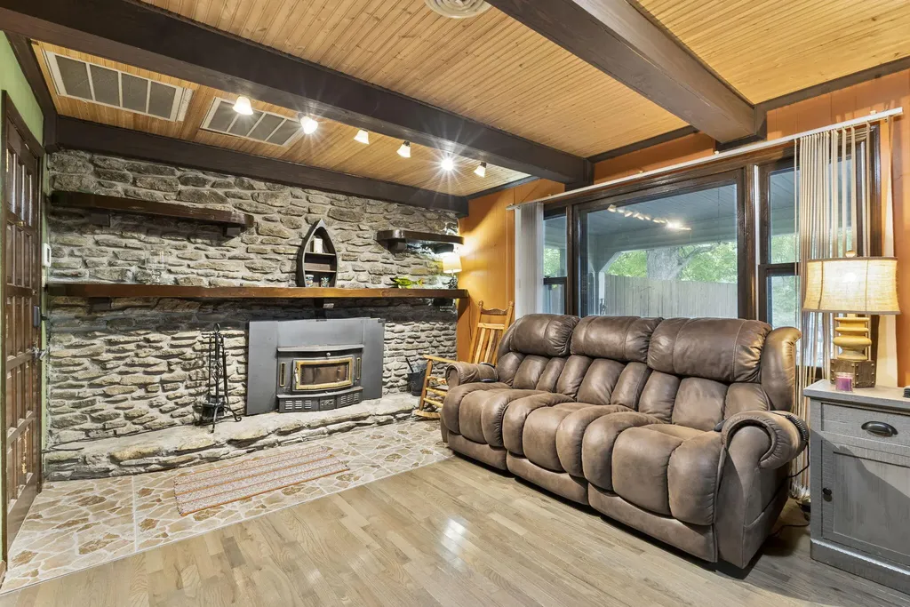 708 Bryants Camp Road Lancaster KY 40444