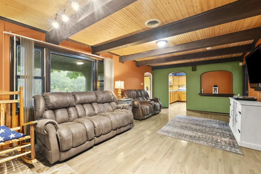 708 Bryants Camp Road Lancaster KY 40444