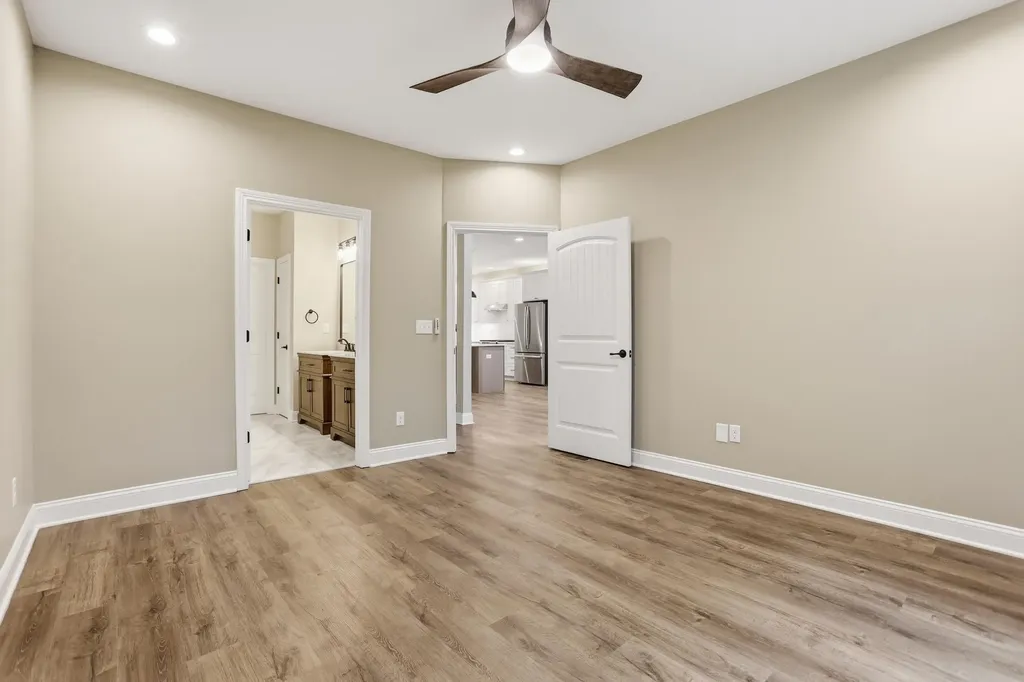 240 Sugartree Lane Versailles KY 40383