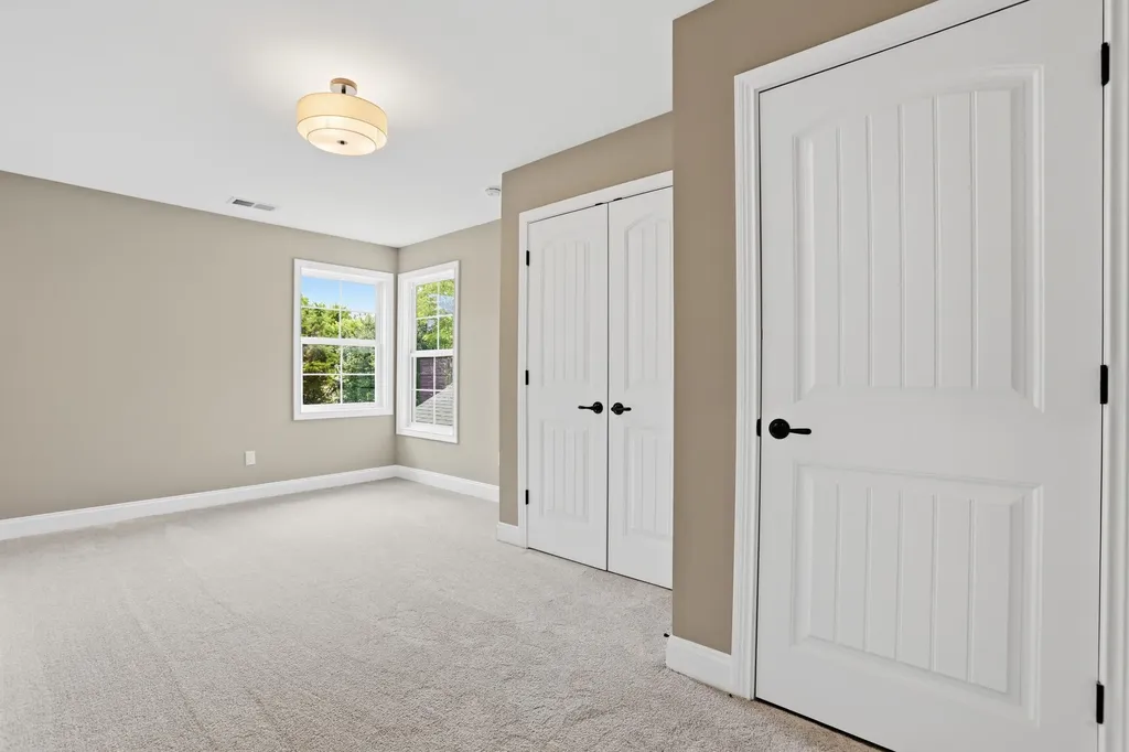 240 Sugartree Lane Versailles KY 40383