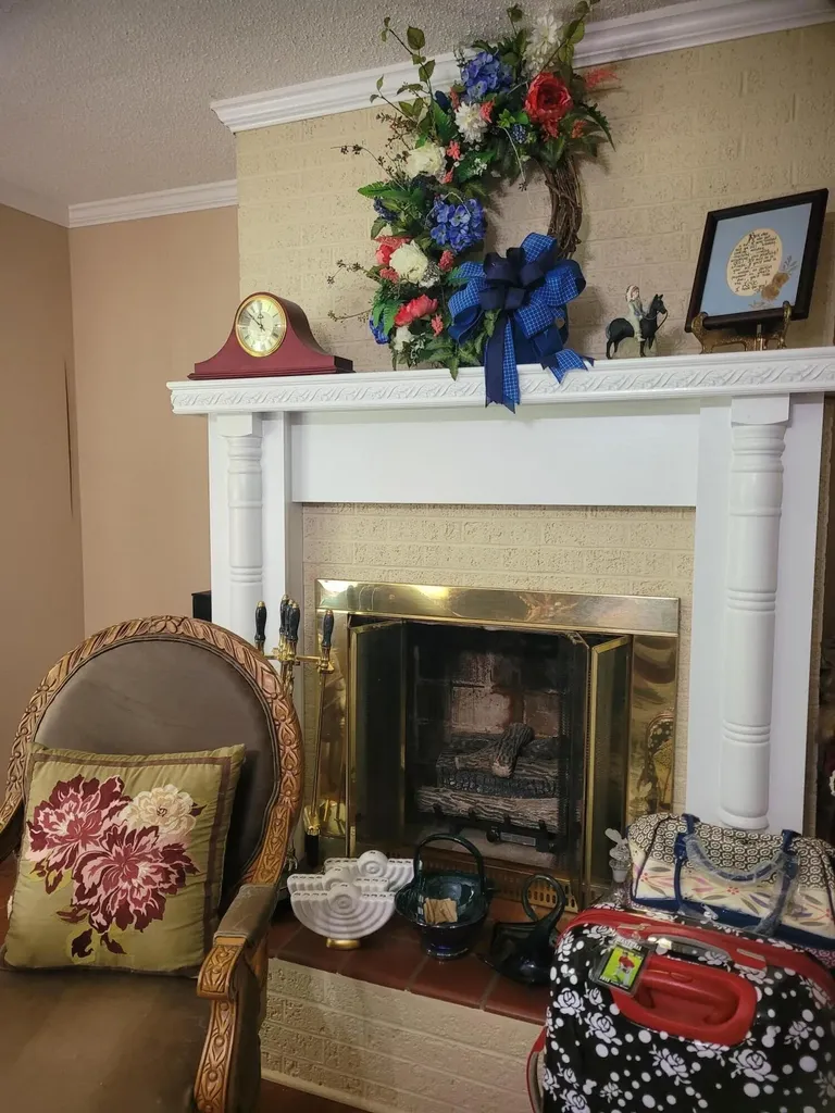 24132 U.s. 421 Hyden KY 41749