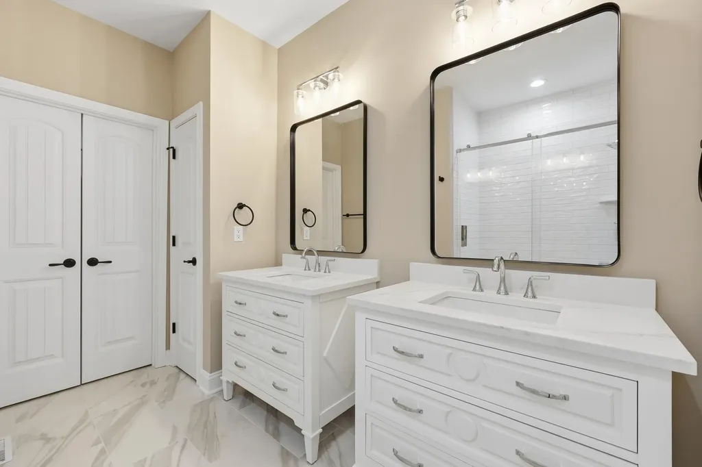 232 Sugartree Lane Versailles KY 40383