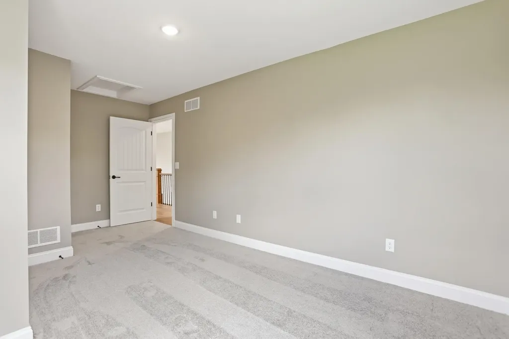 232 Sugartree Lane Versailles KY 40383