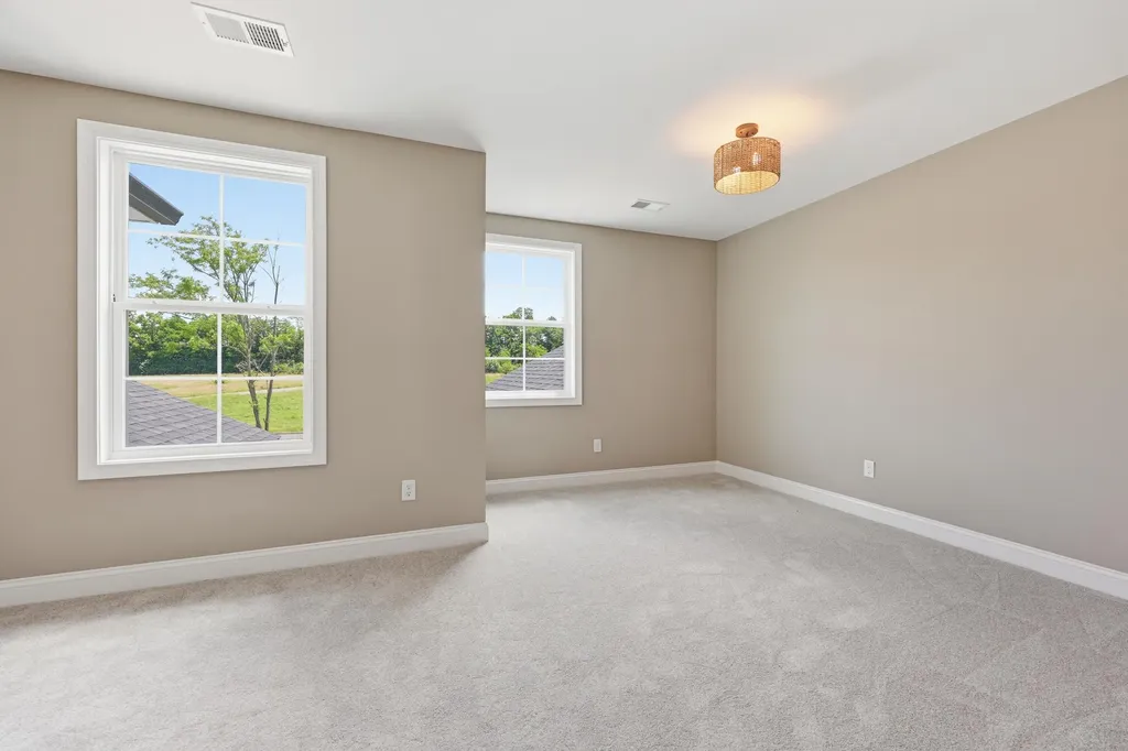 232 Sugartree Lane Versailles KY 40383