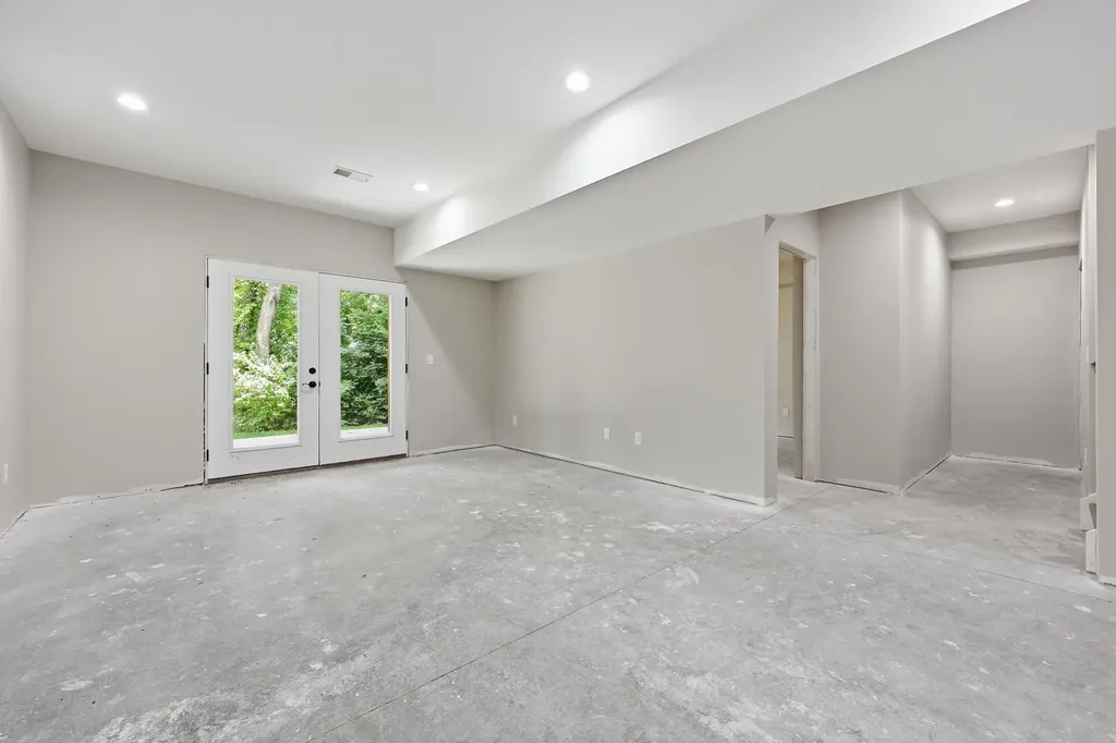 232 Sugartree Lane Versailles KY 40383