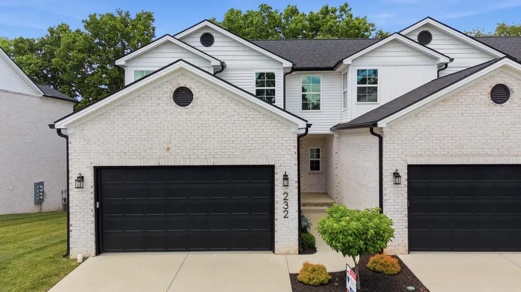 232 Sugartree Lane Versailles KY 40383