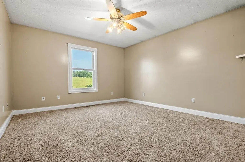 128 Harold Reams Road London KY 40741