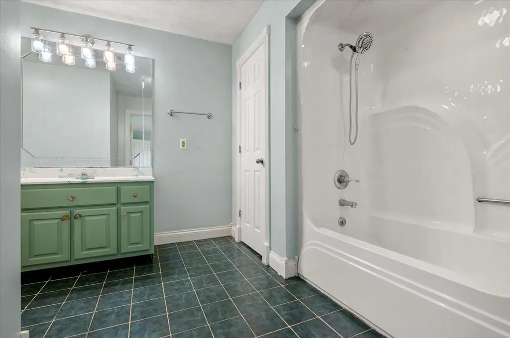 128 Harold Reams Road London KY 40741