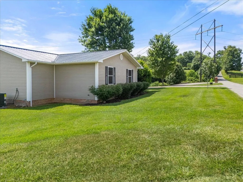 128 Harold Reams Road London KY 40741