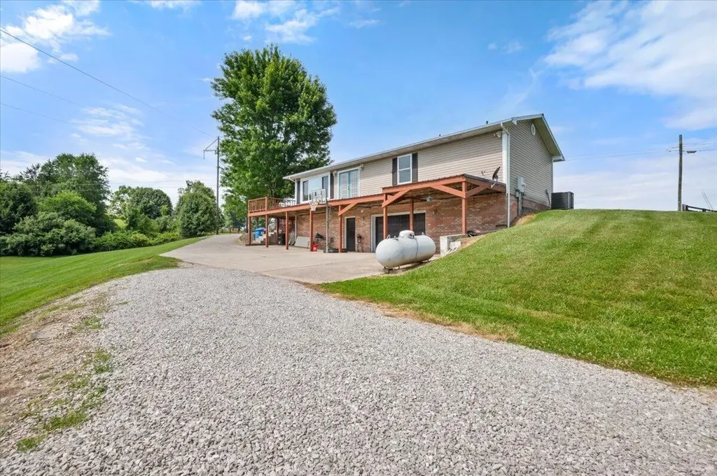 128 Harold Reams Road London KY 40741