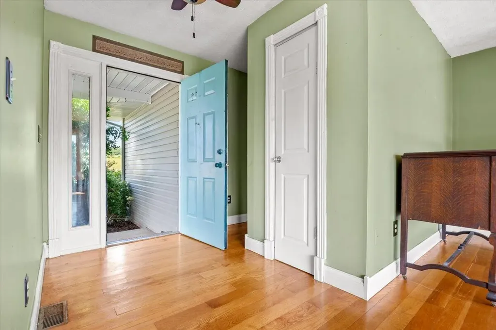 128 Harold Reams Road London KY 40741