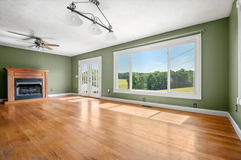 128 Harold Reams Road London KY 40741